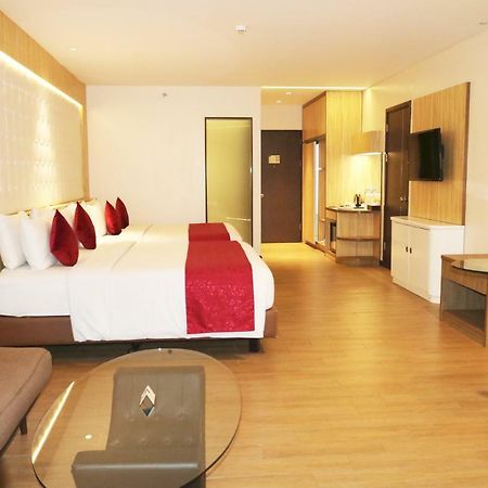 West Point Hotel Bandung Exterior photo