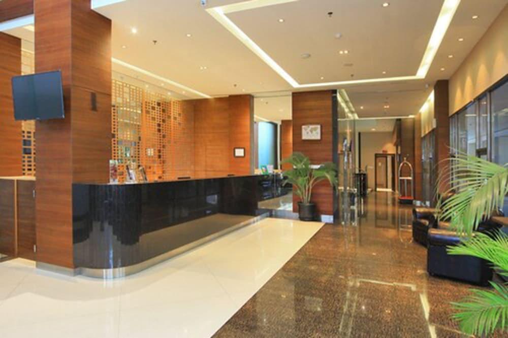 West Point Hotel Bandung Exterior photo