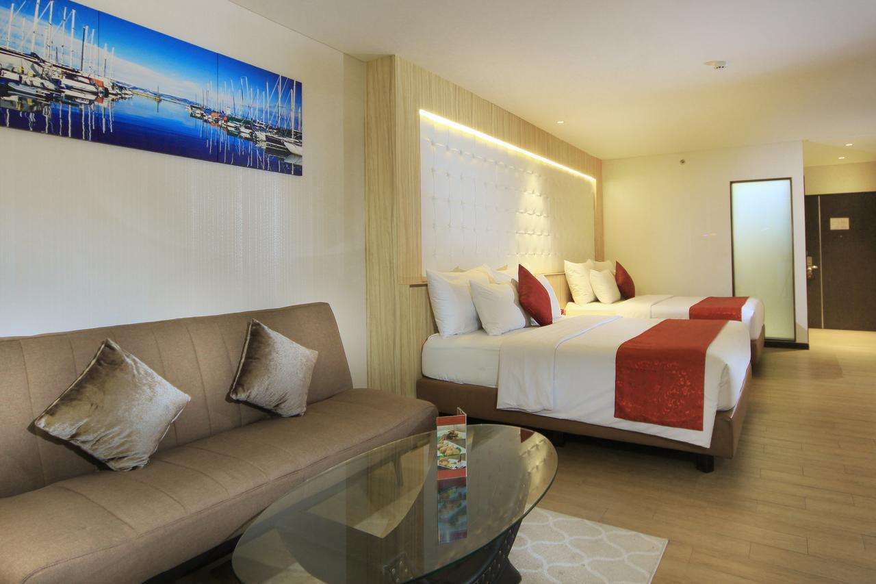 West Point Hotel Bandung Exterior photo